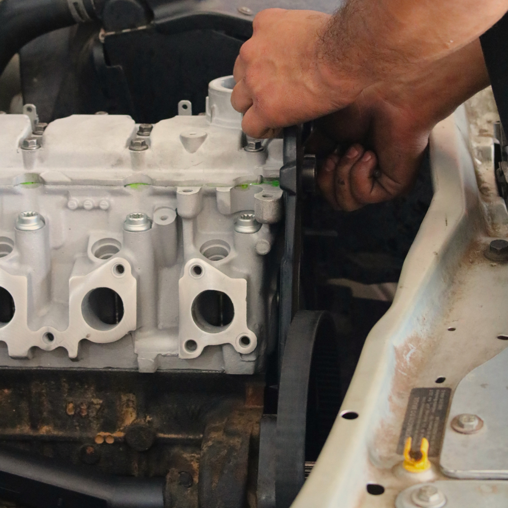 Instalação de cabeçote do motor Tavares